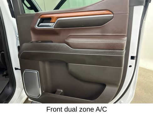 Used 2022 GMC Sierra 1500 Denali w/ Denali Reserve Package AWD/4WD image 29