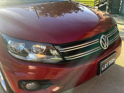 Used 2014 Volkswagen Tiguan S FWD image 37