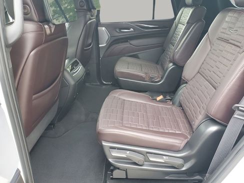 Certified 2024 Cadillac Escalade V w/ LPO, ONYX Package image 20