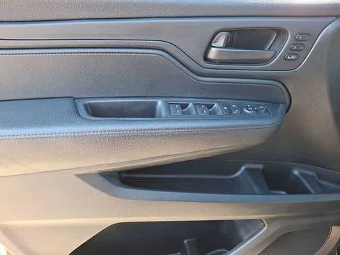 Used 2023 Honda Odyssey Sport image 10