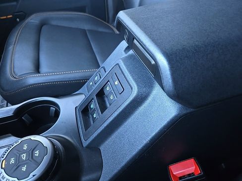 Used 2023 Ford Bronco Badlands w/ Sasquatch Package image 67