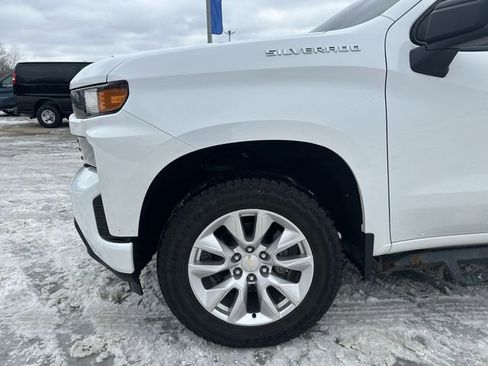 Used 2020 Chevrolet Silverado 1500 Custom w/ Custom Value Package image 34