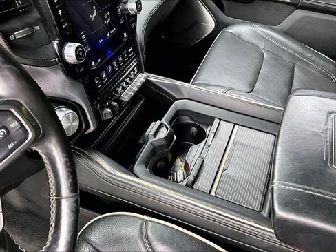 Used 2020 RAM 1500 Limited AWD/4WD image 17