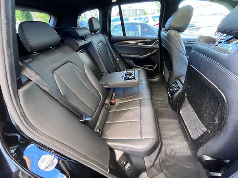 Used 2019 BMW X3 sDrive30i image 16