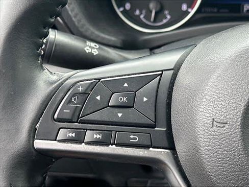 Used 2022 Nissan Sentra SV w/ Trunk Package FWD image 19