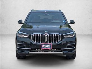 Used 2023 BMW X5 xDrive40i w/ Parking Assistance Package AWD/4WD video 2