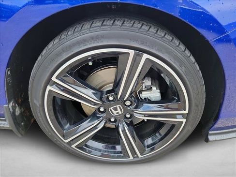 Used 2024 Honda Accord Sport image 12