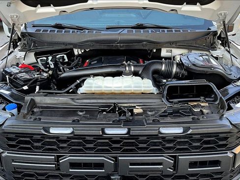 Used 2023 Ford F150 Raptor AWD/4WD image 10