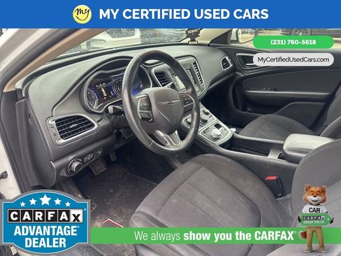 Used 2015 Chrysler 200 Limited w/ Convenience Group FWD image 8