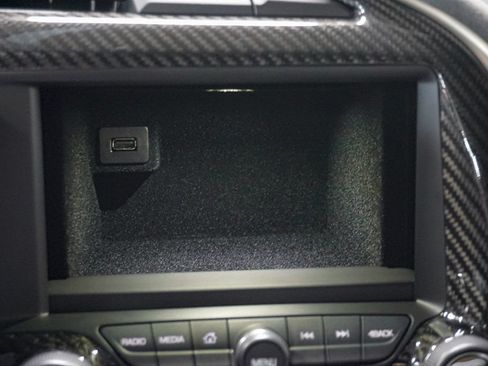 Used 2019 Chevrolet Corvette ZR1 RWD image 38