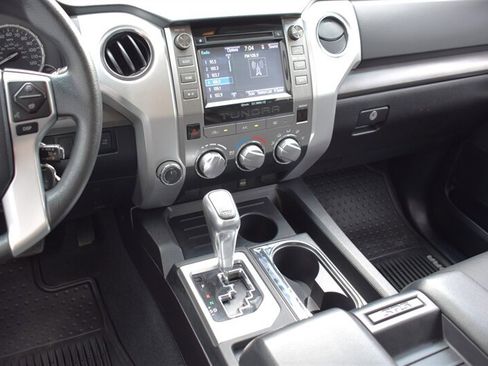 Used 2015 Toyota Tundra SR5 w/ TRD Off Road Package AWD/4WD image 21