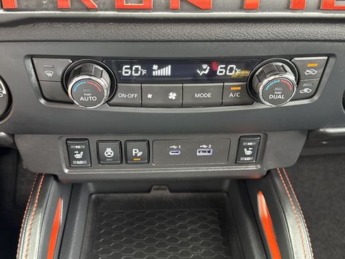 Used 2026 Nissan Frontier PRO-4X AWD/4WD image 26