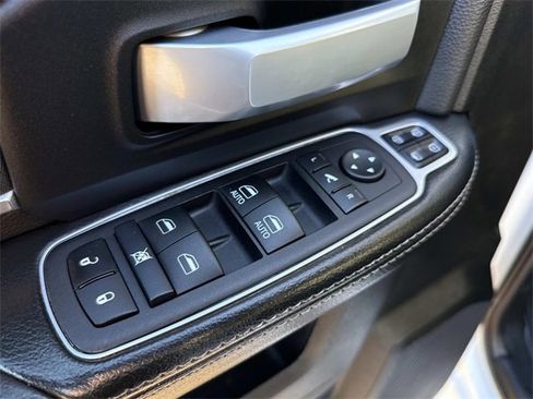 Used 2024 RAM 2500 Big Horn image 17