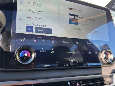 Certified 2023 Lexus RX 350 w/ Accessory Package (2T) image 22