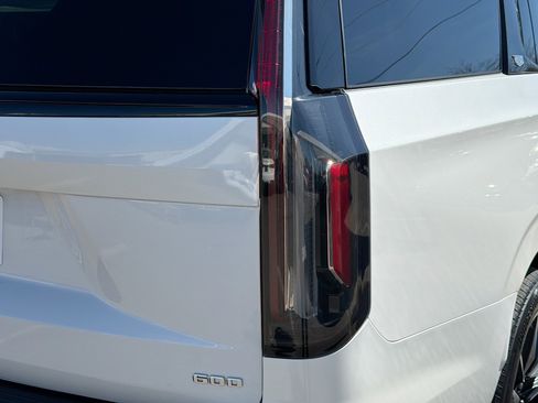 Used 2023 Cadillac Escalade Sport Platinum image 10