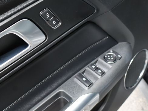 Used 2020 Ford Mustang Premium RWD image 17