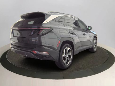 Used 2023 Hyundai Tucson Limited AWD/4WD image 2