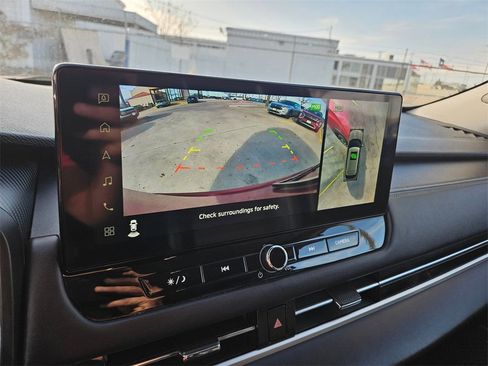 Used 2025 Mitsubishi Outlander SE image 22