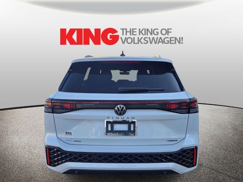 New 2026 Volkswagen Tiguan SEL R-Line image 6