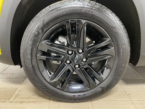Used 2024 Chevrolet Trax ACTIV w/ Driver Confidence Package FWD image 7