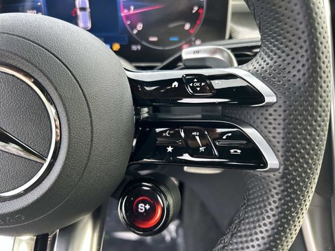 Used 2025 Mercedes-Benz GLC 43 AMG 4MATIC image 21