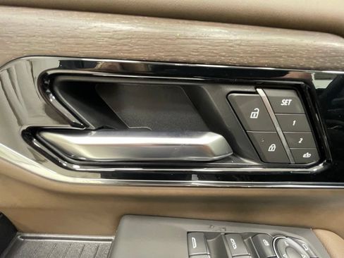 New 2026 GMC Yukon XL Denali Ultimate AWD/4WD image 19