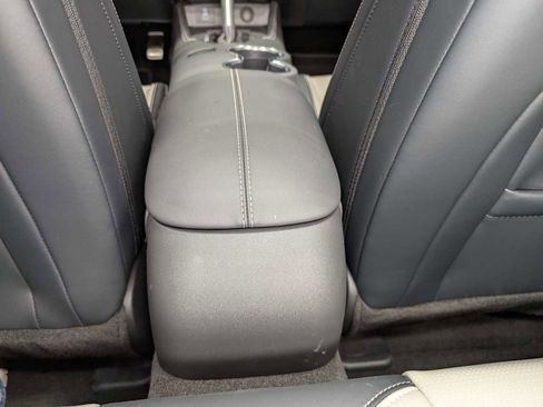 Used 2024 Ford Mustang GT Premium image 27