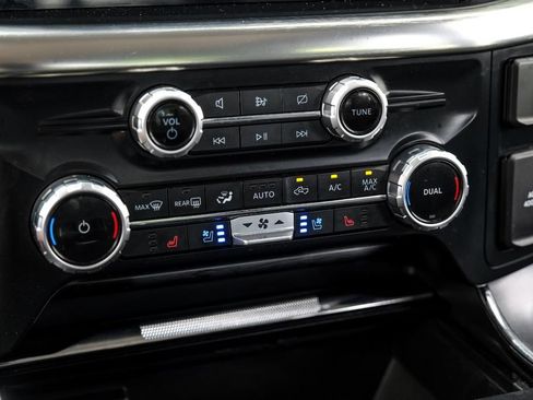 Used 2023 Ford F150 Lariat AWD/4WD image 26