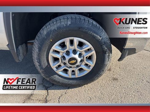Used 2020 Chevrolet Silverado 2500 LT image 14