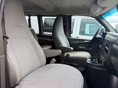 Used 2014 Chevrolet Express 3500 LT w/ LT Preferred Equipment Group RWD image 17