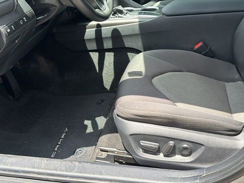 Used 2023 Toyota Camry LE FWD image 9