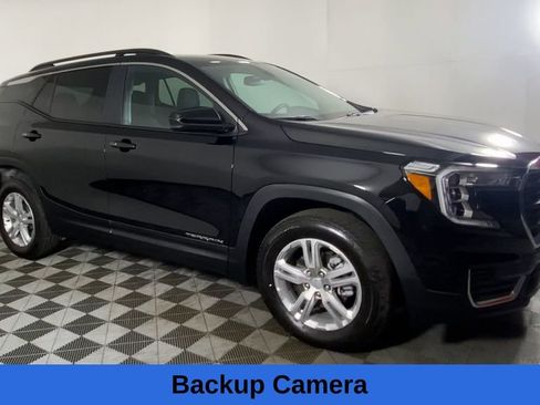 Used 2022 GMC Terrain SLE w/ Driver Convenience Package image 5