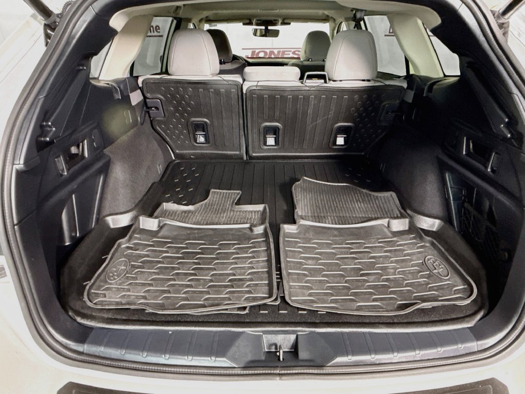 Used 2025 Subaru Outback Premium AWD/4WD image 29