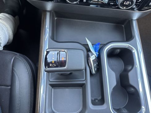 Used 2024 Chevrolet Silverado 1500 High Country w/ Technology Package image 20