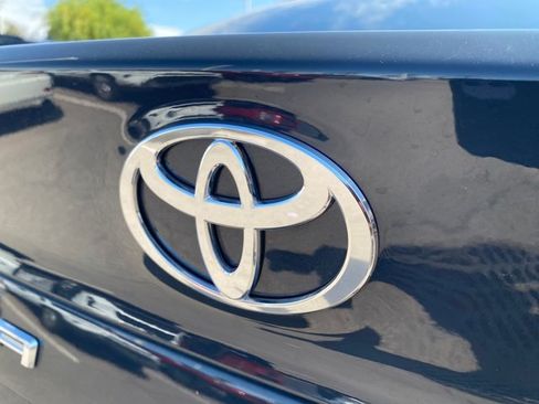 Used 2025 Toyota Camry XLE w/ Premium Plus Package FWD image 13