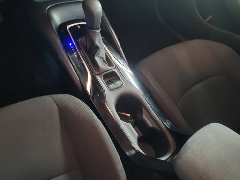 Used 2022 Toyota Corolla LE image 26