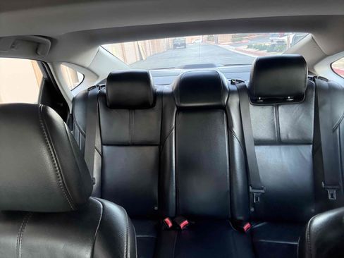 Used 2014 Toyota Avalon Limited image 52