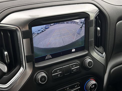 Used 2022 Chevrolet Silverado 1500 LT image 18