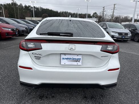 Certified 2024 Honda Civic Sport image 9