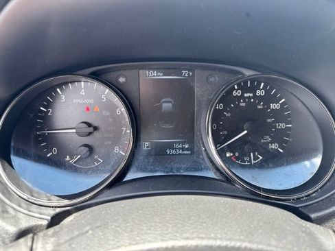 Used 2017 Nissan Rogue SL w/ SL Premium Package AWD/4WD image 12