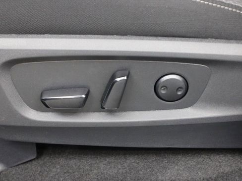 New 2026 Nissan Pathfinder SV FWD image 17