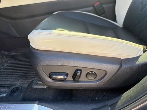 Used 2024 Lexus NX 350h AWD w/ Vision Package image 11