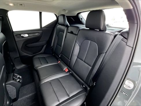 New 2026 Volvo XC40 B5 Plus w/ Climate Package AWD/4WD image 22