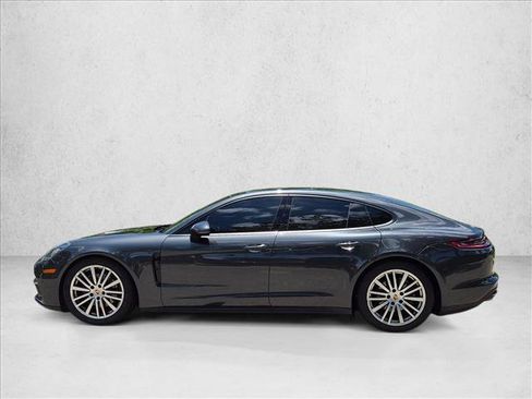 Used 2017 Porsche Panamera 4 AWD/4WD image 5