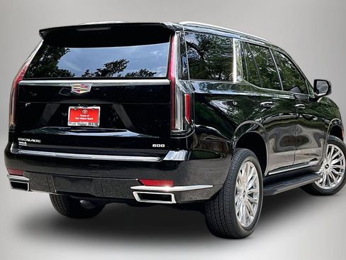 Used 2023 Cadillac Escalade Premium Luxury w/ LPO, Floor Liner Package AWD/4WD image 5