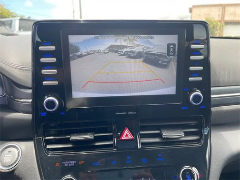 Used 2020 Hyundai Ioniq SEL image 16