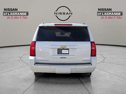 Used 2019 Chevrolet Suburban Premier w/ Premier Plus Edition image 9