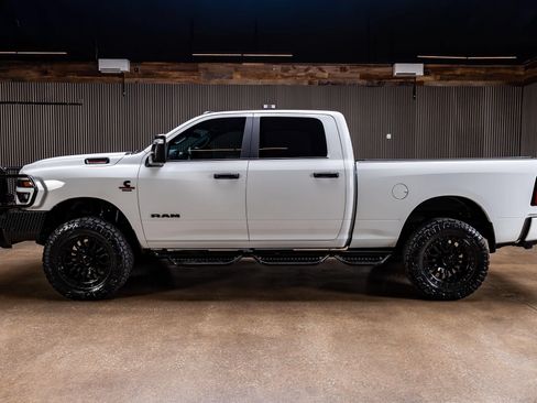 Used 2025 RAM 2500 Big Horn AWD/4WD image 6