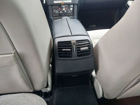 Used 2014 Mercedes-Benz E 350 4MATIC Sedan w/ Premium 1 Package image 24