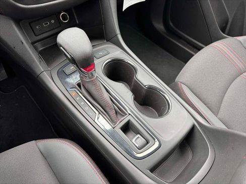 Used 2023 Chevrolet Equinox RS image 29